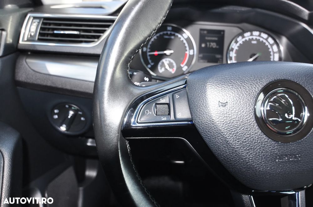 Skoda Superb 2.0 TDI 4X4 DSG Style - 20