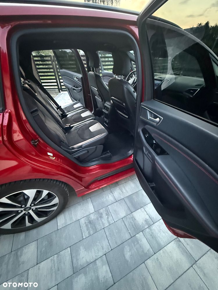 Ford S-Max - 20