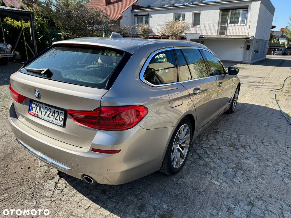 BMW Seria 5 530i GPF Luxury Line - 32