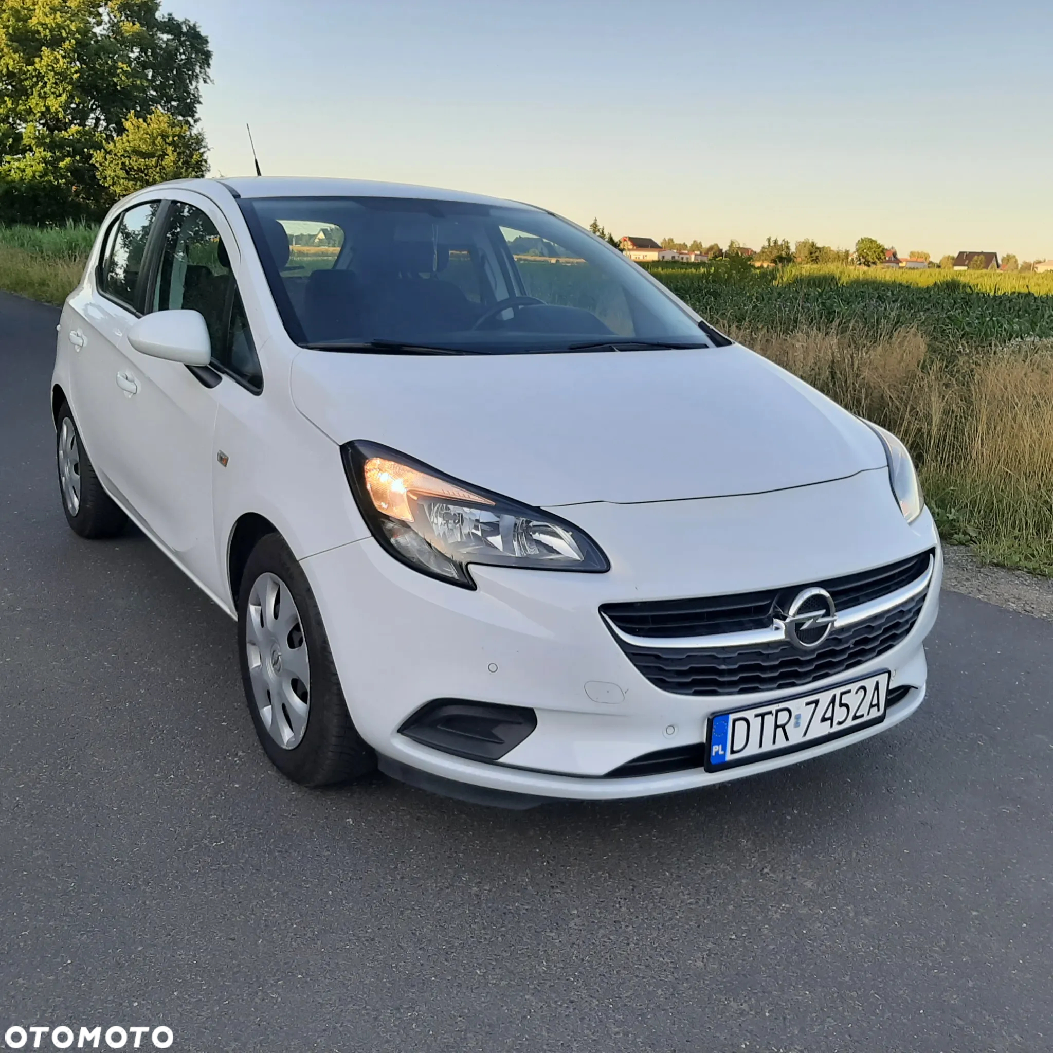 Opel Corsa 1.2 Innovation - 3