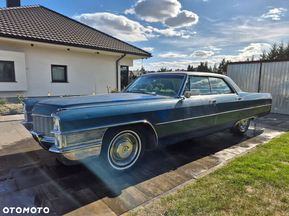 Cadillac Deville - 1