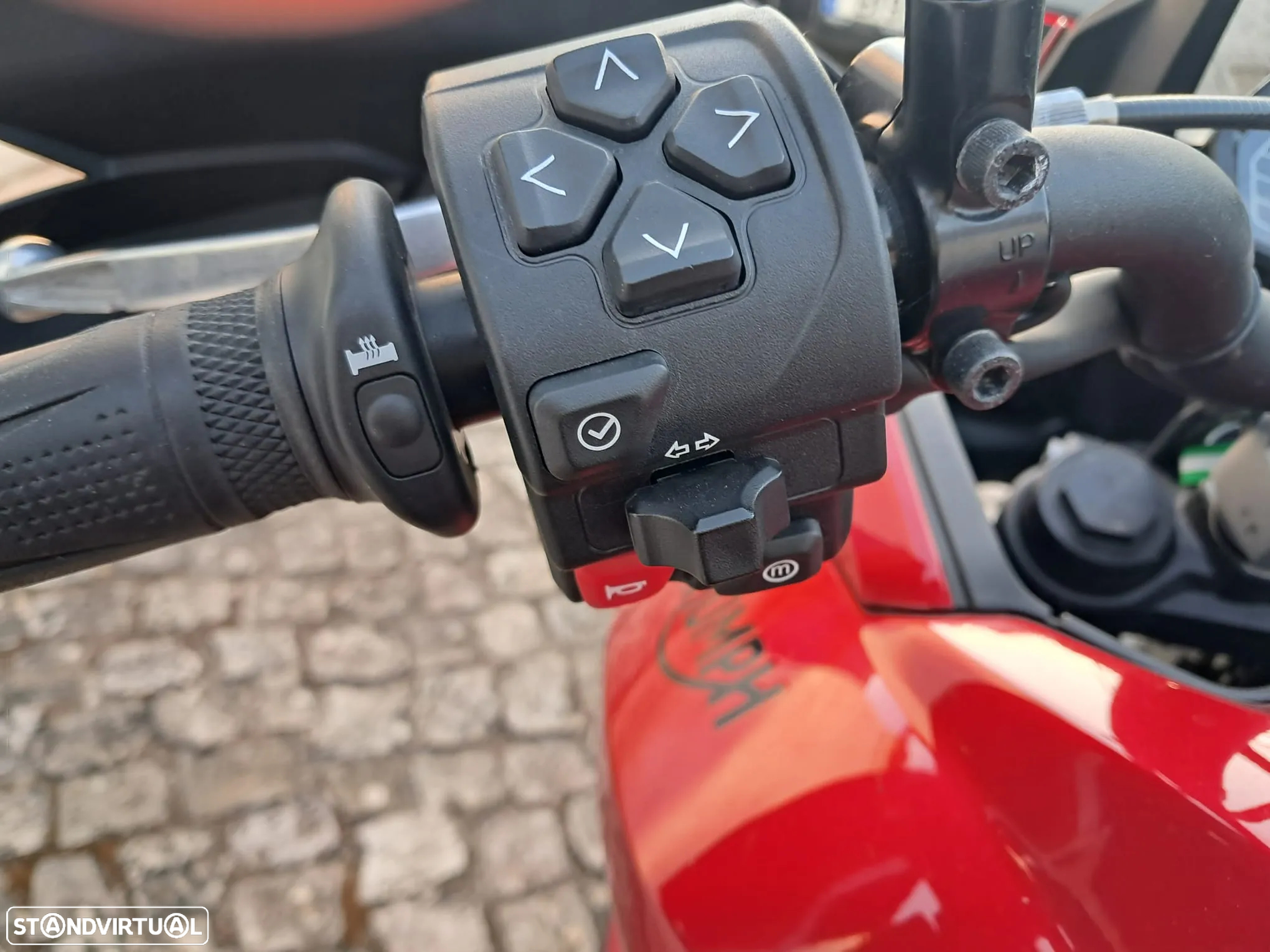 Triumph Tiger - 2