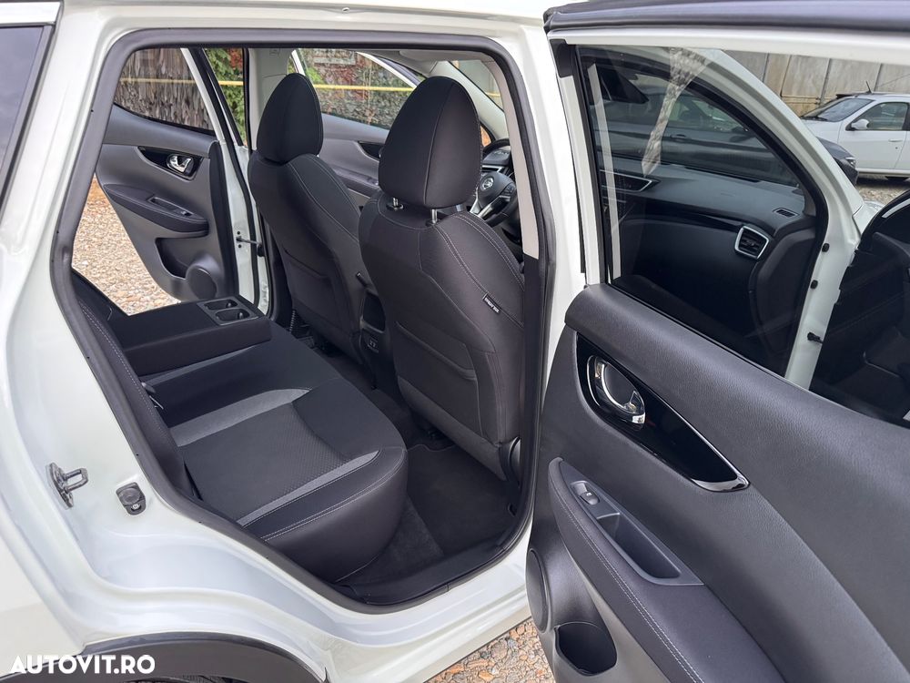 Nissan Qashqai 1.5 DCI TEKNA+ - 28