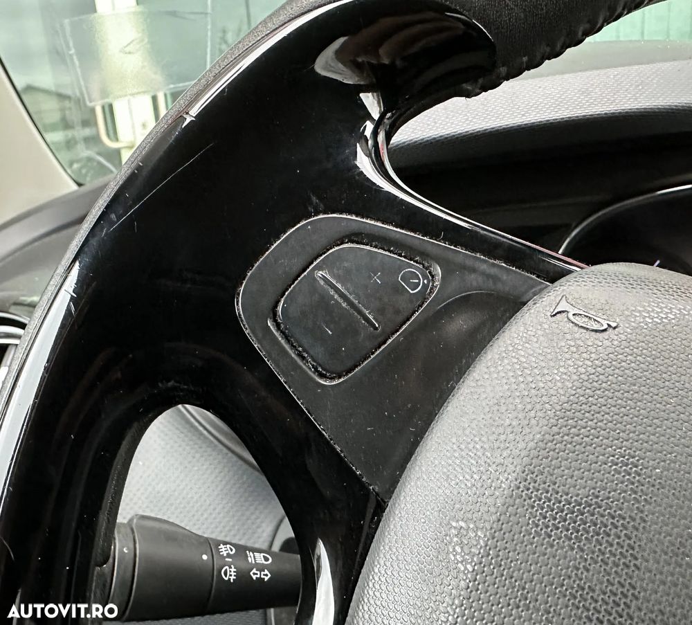 Renault Captur - 18