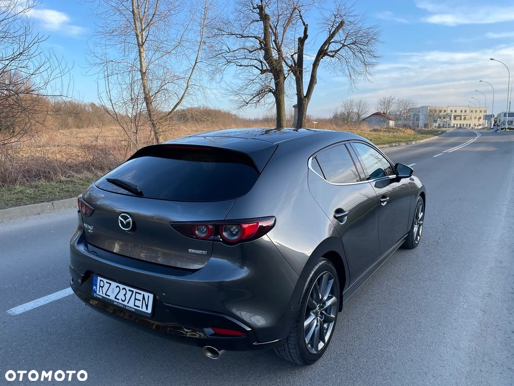 Mazda 3 2.0 mHEV AWD Hikari - 12