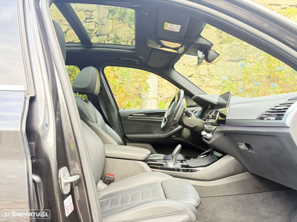 BMW iX3 Impressive - 10