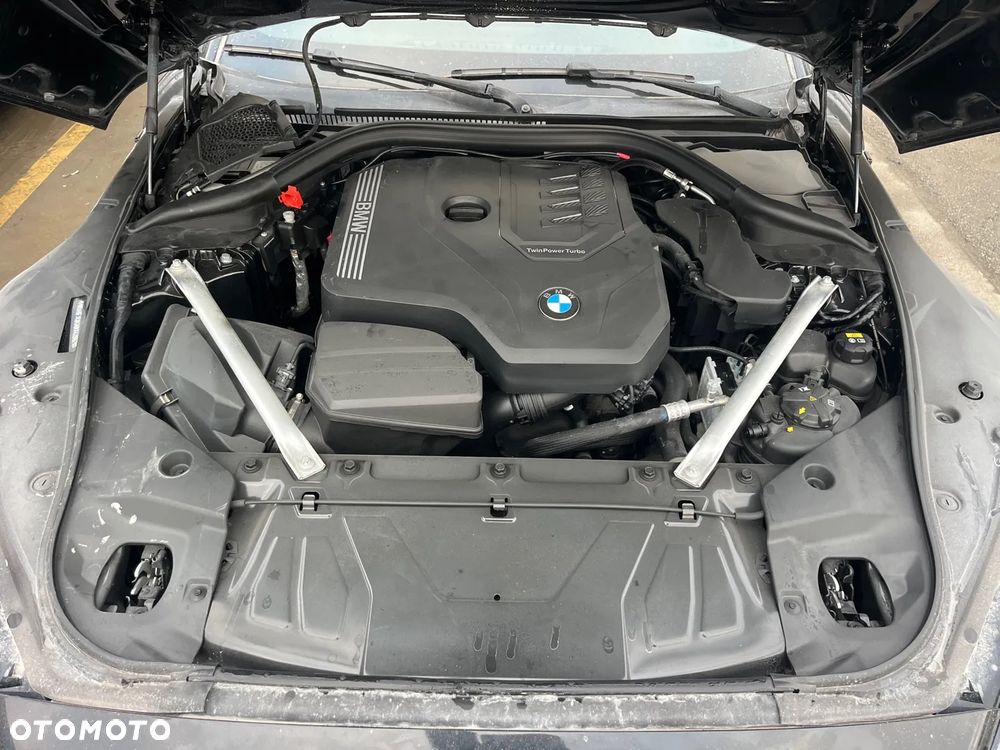 BMW Z4 sDrive30i Sport Line - 12