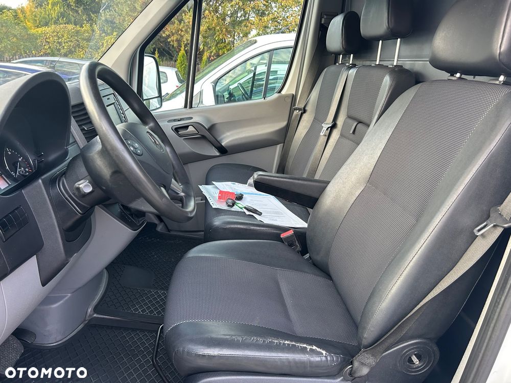 Mercedes-Benz SPRINTER - 18