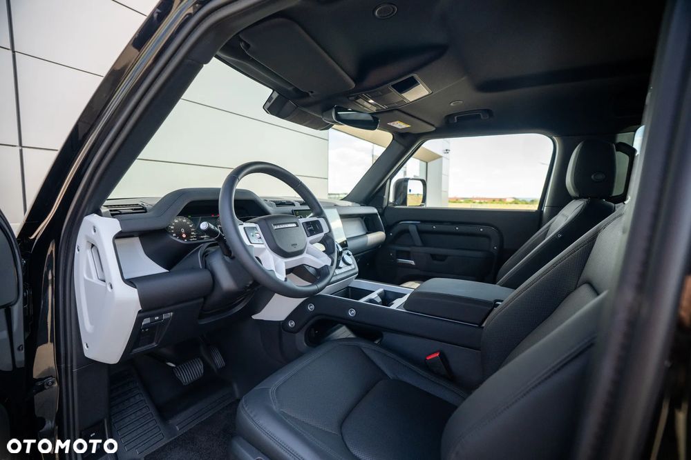 Land Rover Defender 3.0 D250 mHEV S - 12