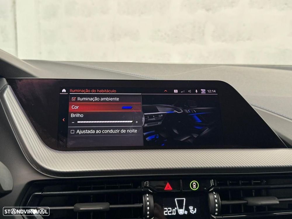 BMW 116 d Pack Desportivo M - 32