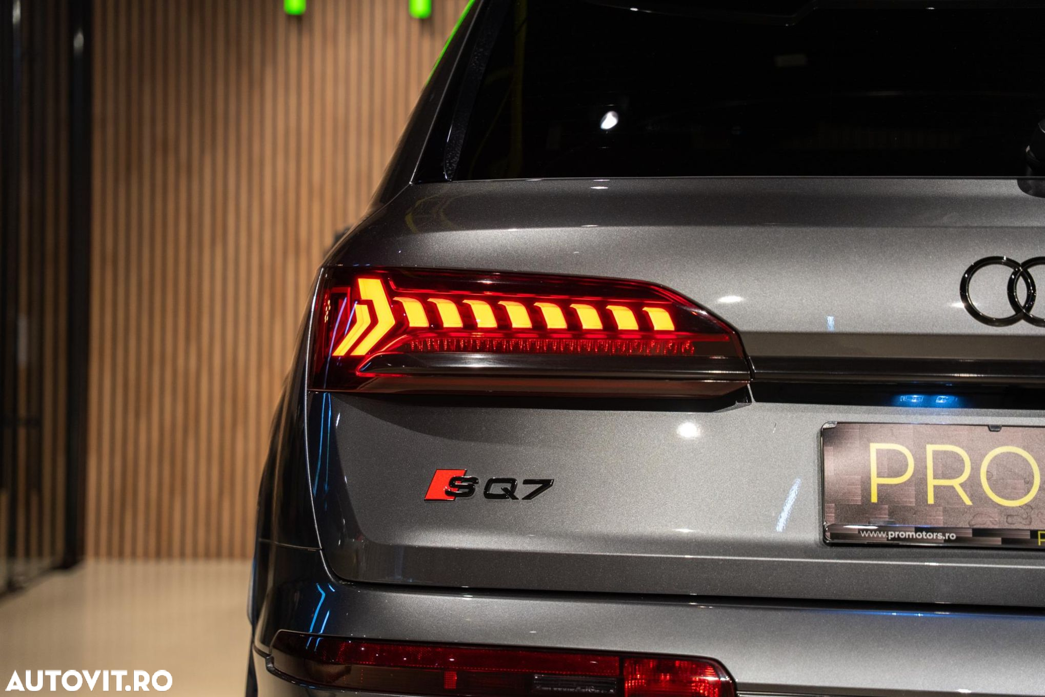 Audi SQ7 4.0 TDI quattro Tiptronic - 33