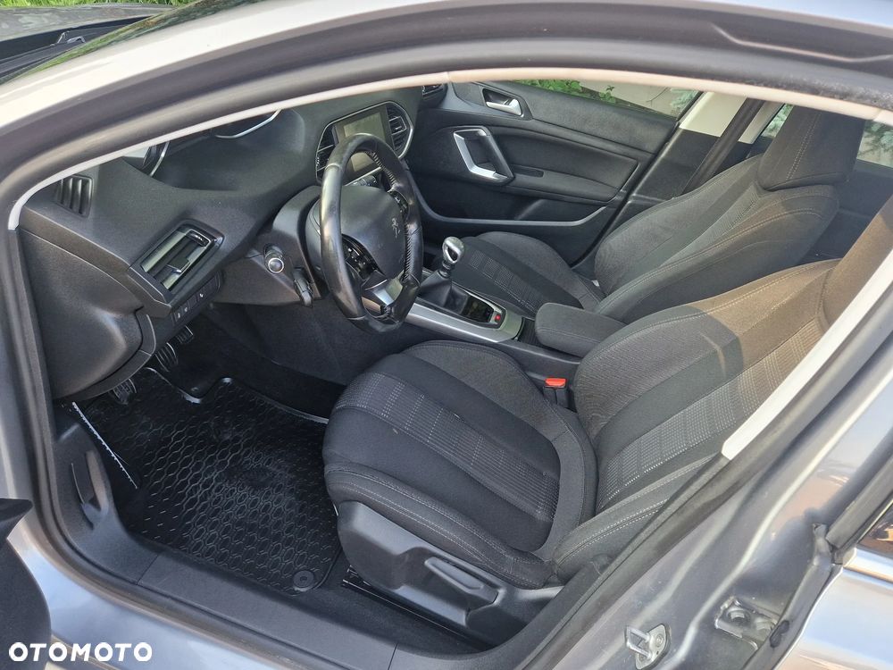 Peugeot 308 BlueHDi 120 Stop & Start Active - 14