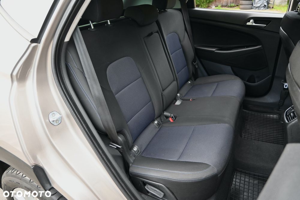 Hyundai Tucson 1.7 CRDI BlueDrive Comfort 2WD - 29