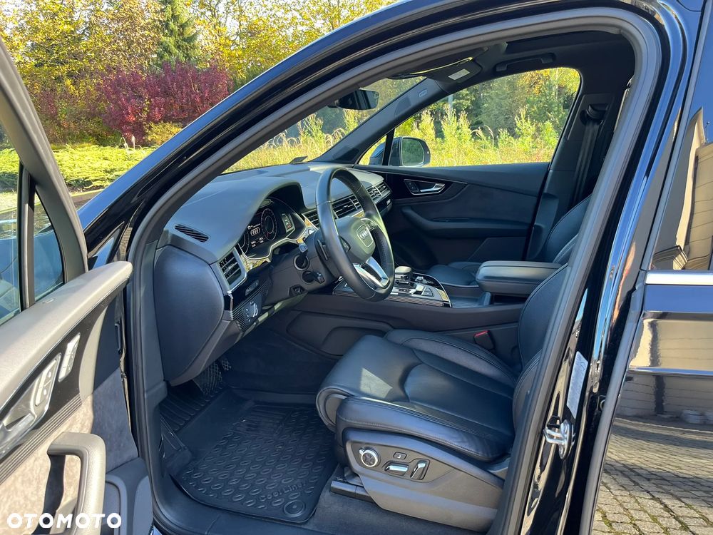 Audi Q7 - 14
