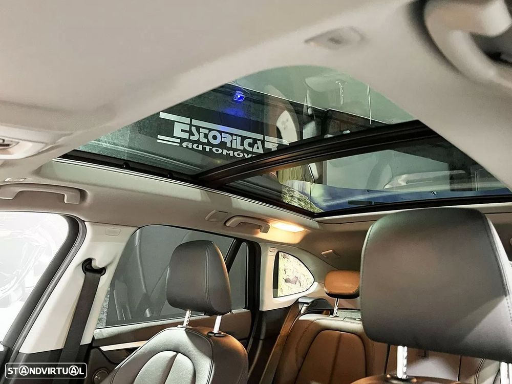 BMW X1 16 d sDrive Auto Line Sport - 20