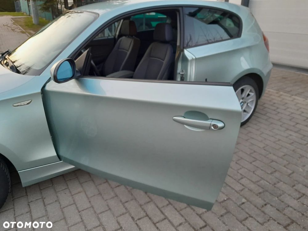 BMW Seria 1 118i Edition Sport - 27