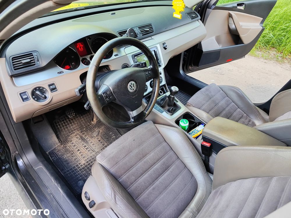 Volkswagen Passat 2.0 TDI DPF 4Mot Highline - 10