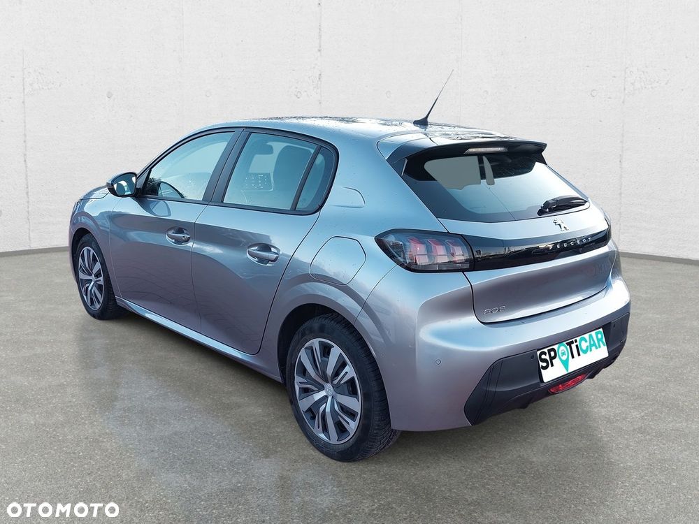 Peugeot 208 - 7