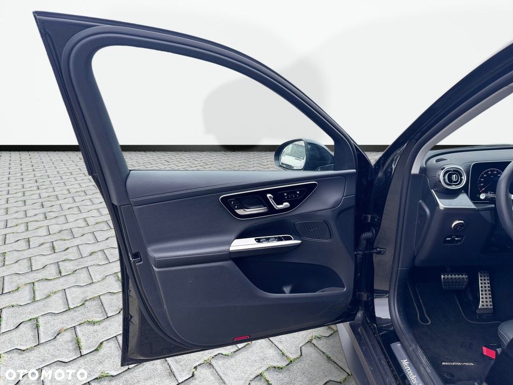 Mercedes-Benz GLC - 11