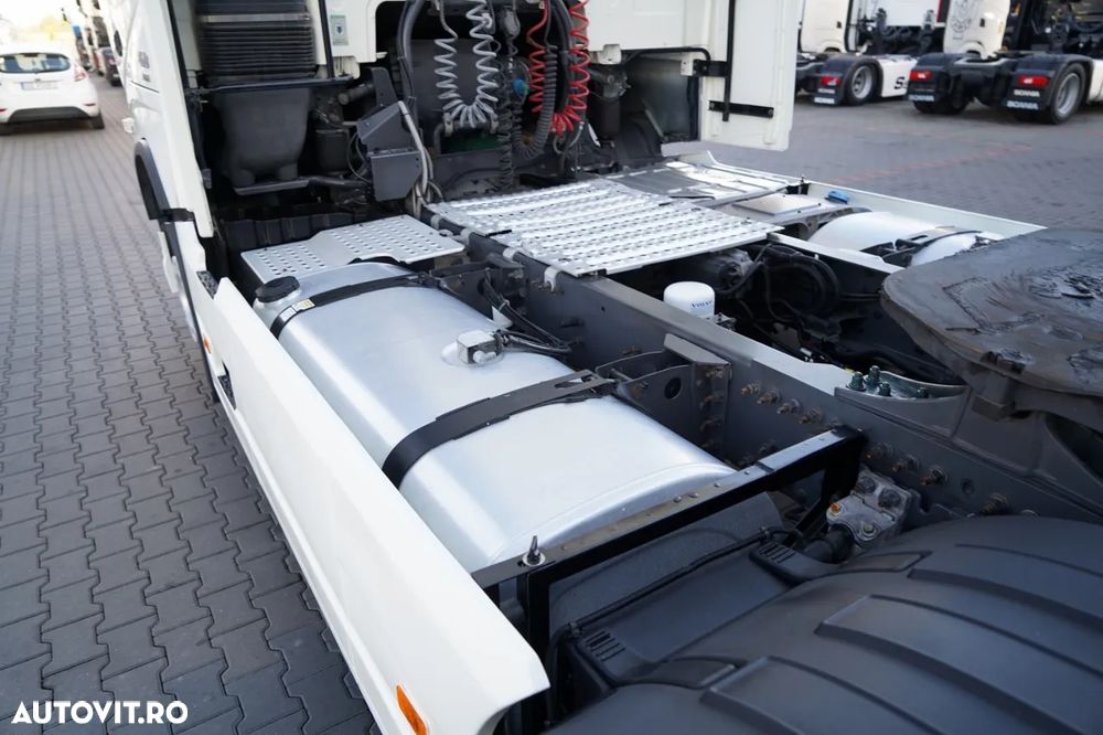 Volvo FH 460 / PNEURI 100% / IMPORTATE / KILOMETRAGE MICĂ / DUPĂ CONTRACTUL DE SERVICE - 13