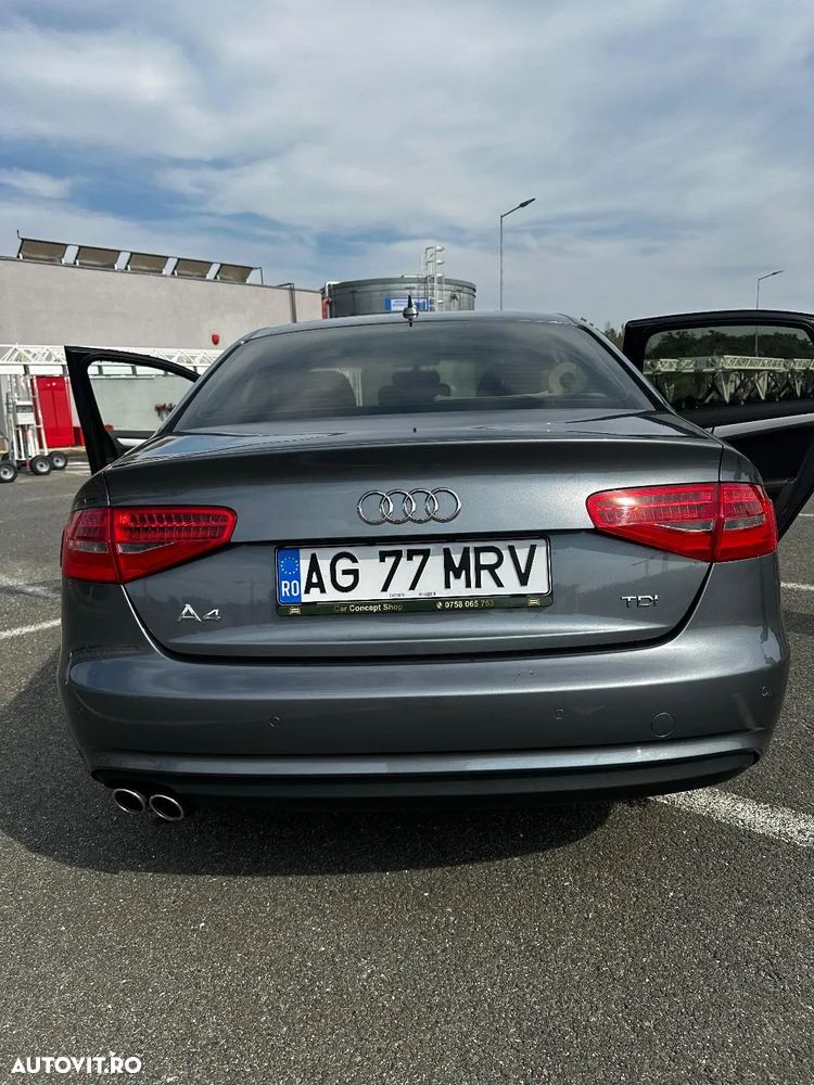 Audi A4 2.0 TDI DPF multitronic Attraction - 20