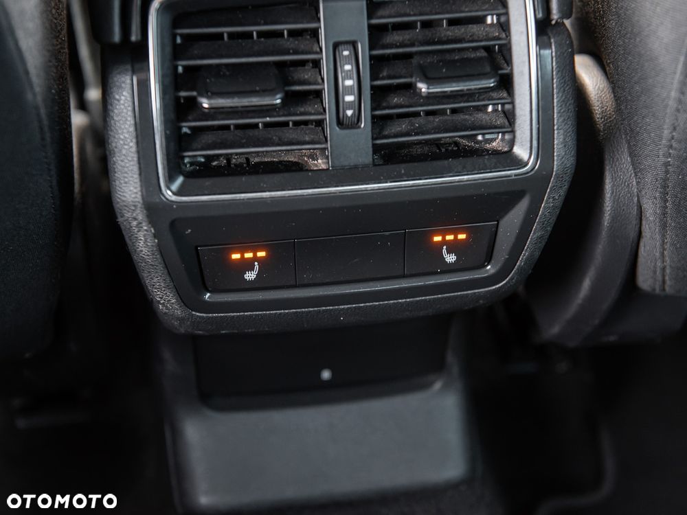 Skoda Karoq - 33