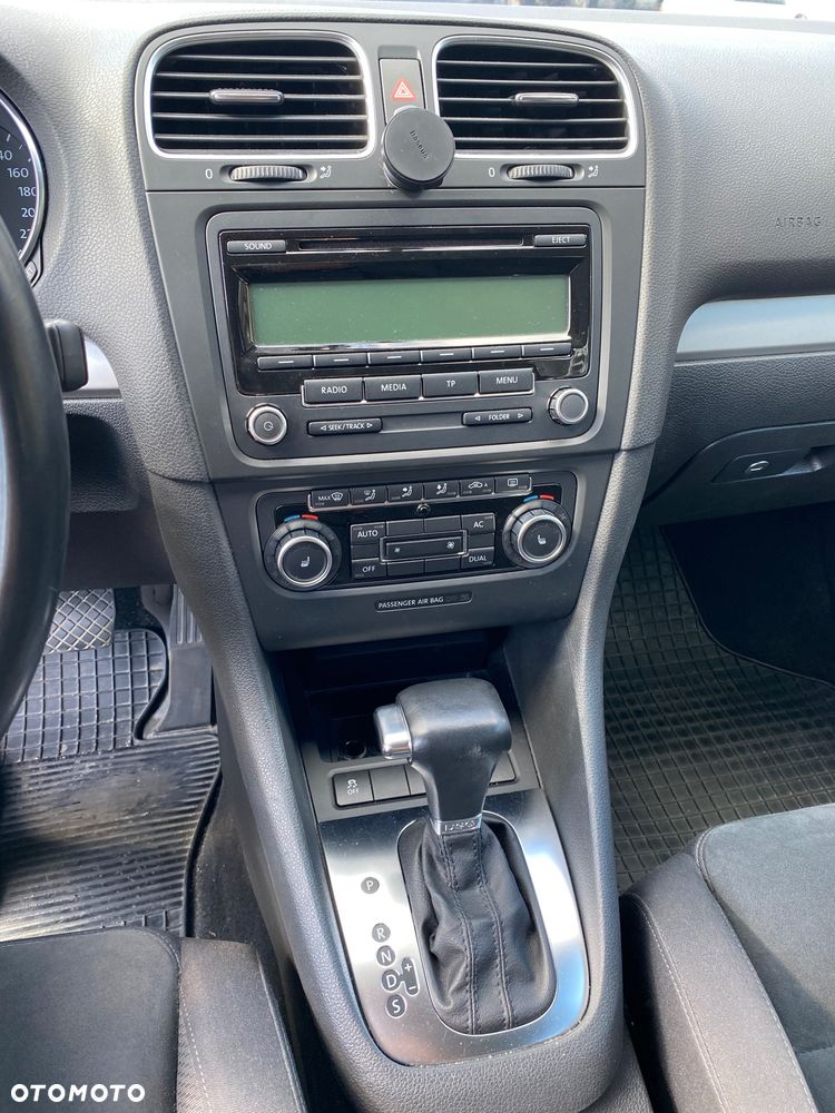 Volkswagen Golf 1.4 TSI Highline DSG - 12