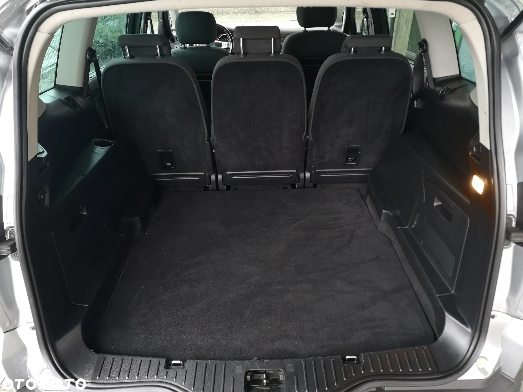 Ford S-Max - 26