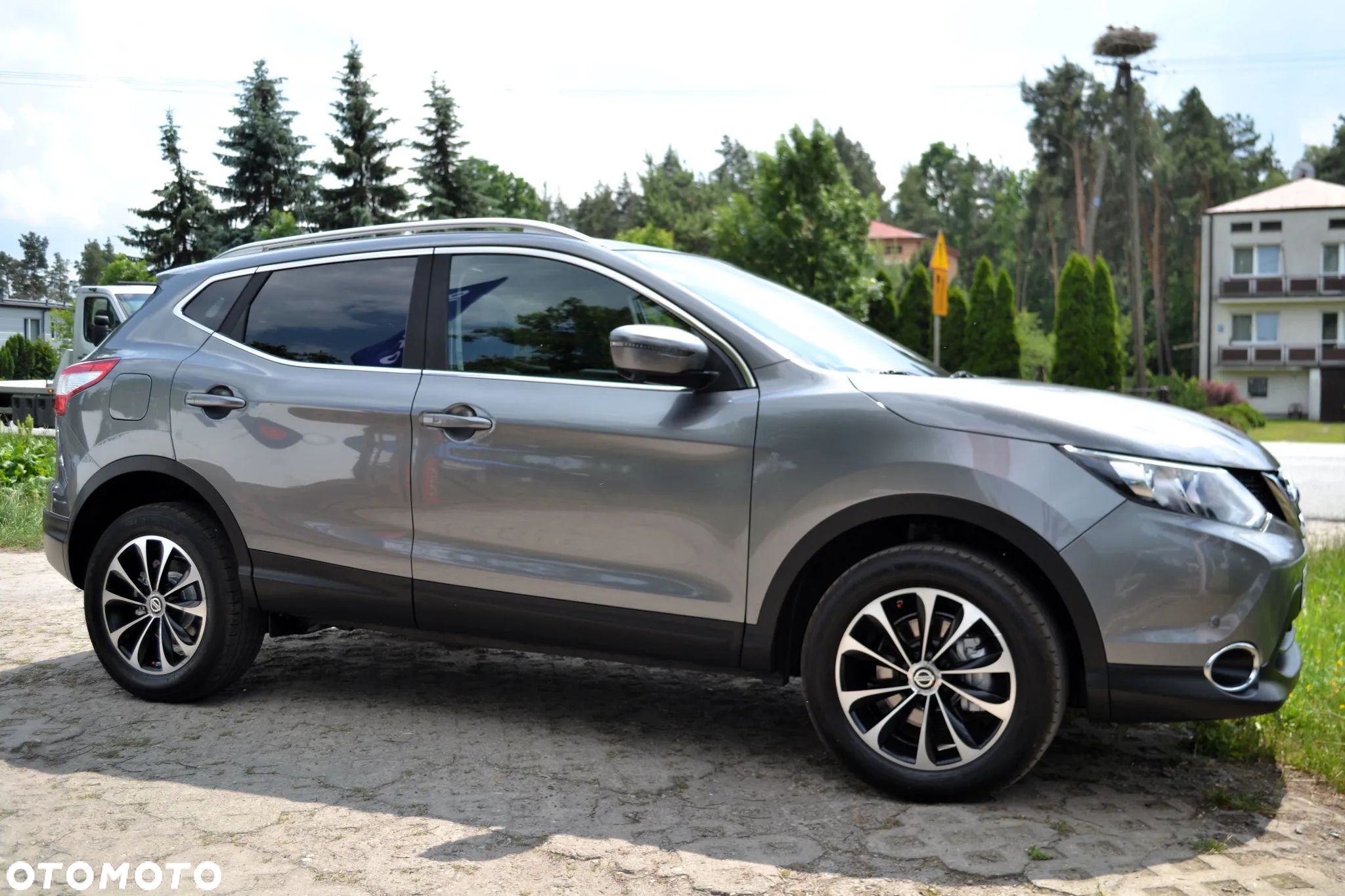 Nissan Qashqai 1.6 DIG-T Tekna - 1