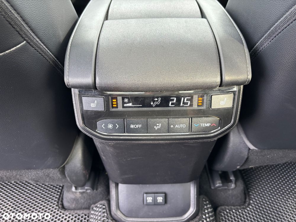 Toyota Highlander 2.5 Hybrid Executive - 36