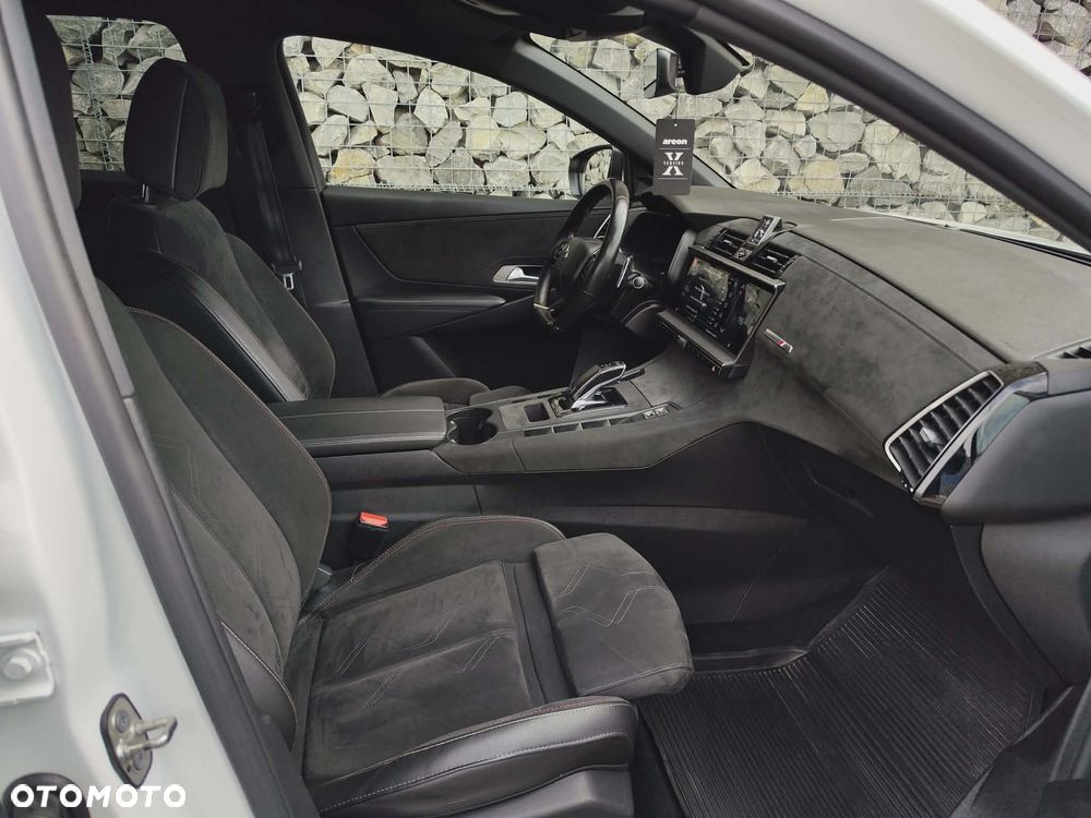 DS Automobiles DS 7 Crossback 2.0 BlueHDi Performance Line + - 5