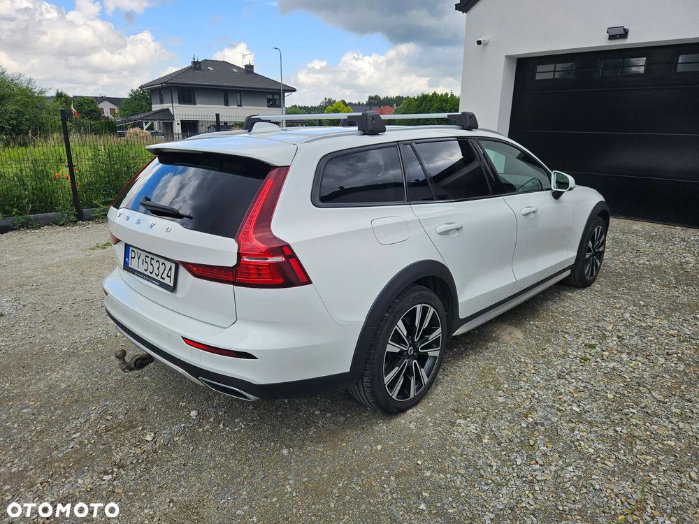 Volvo V60 Cross Country D4 AWD - 19