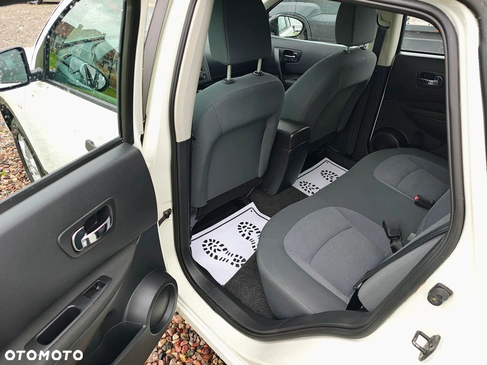 Nissan Qashqai 1.6 Visia - 11