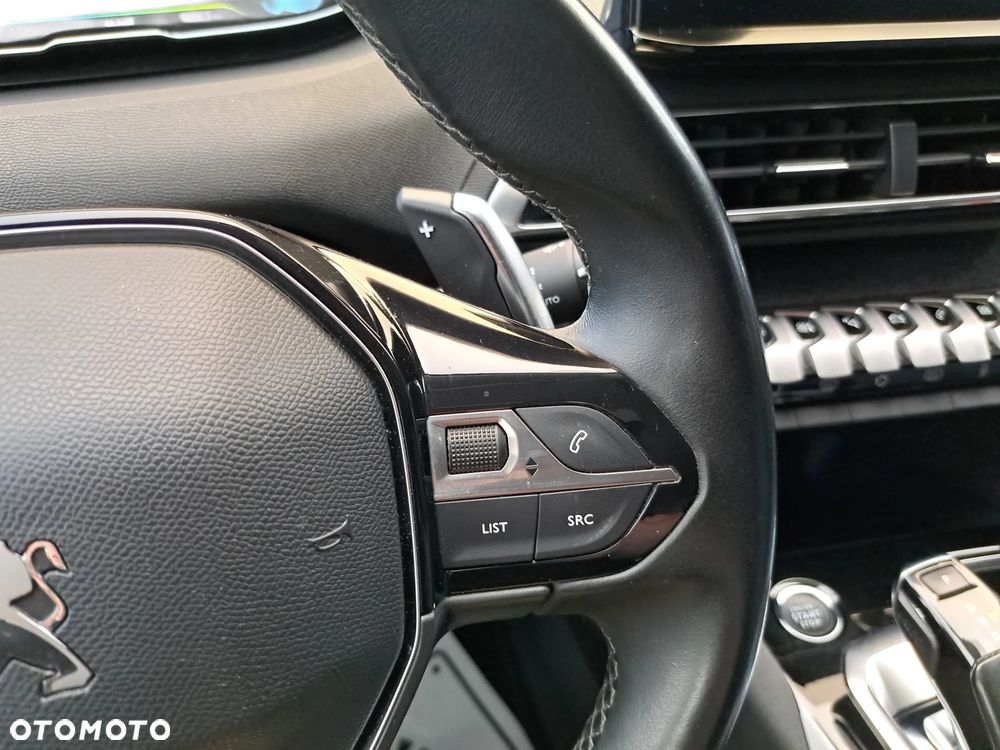 Peugeot 3008 1.6 PureTech Hybrid PHEV Allure Pack S&S EAT8 - 20