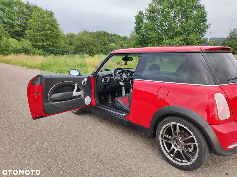 MINI Cooper Standard - 11