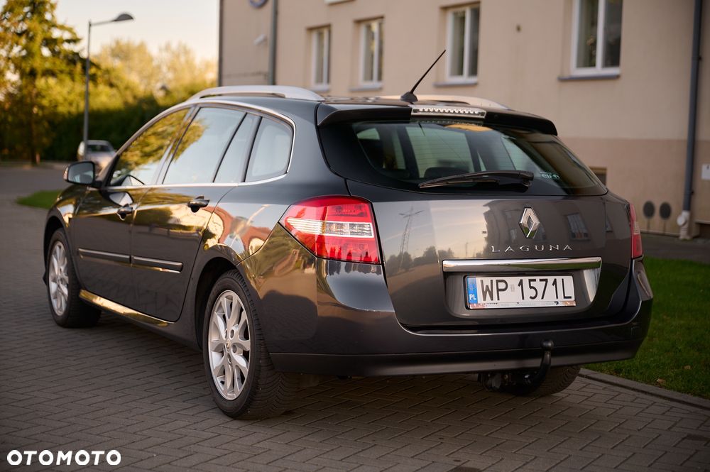 Renault Laguna - 11