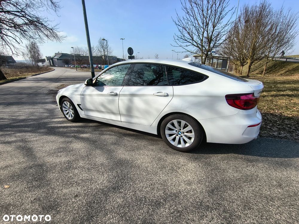 BMW 3GT 320i xDrive - 6