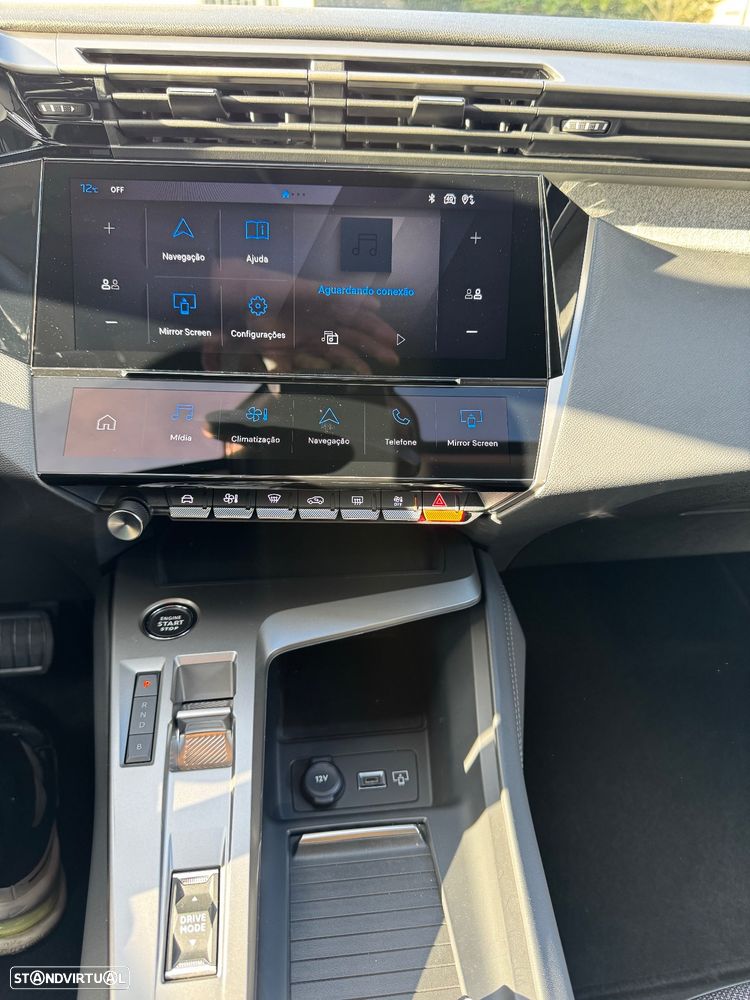 Peugeot e-308 Allure - 29