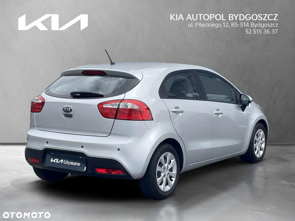 Kia Rio - 5