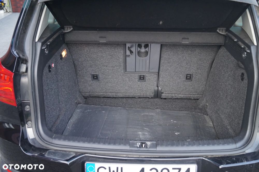 Volkswagen Tiguan - 7