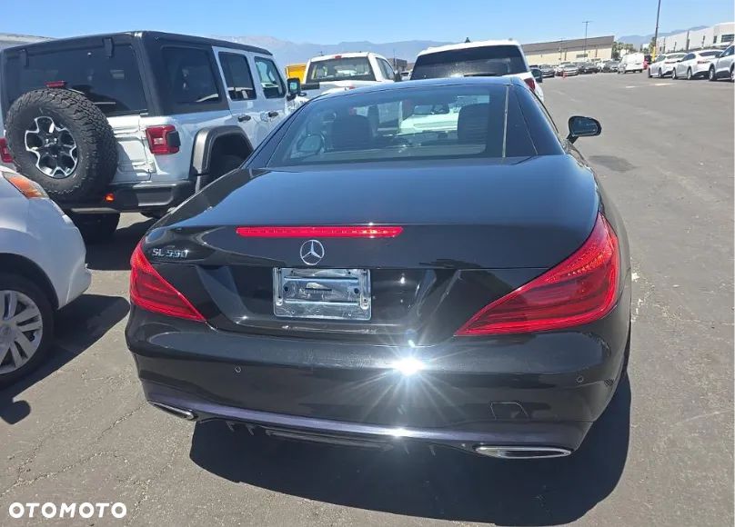 Mercedes-Benz SL - 6