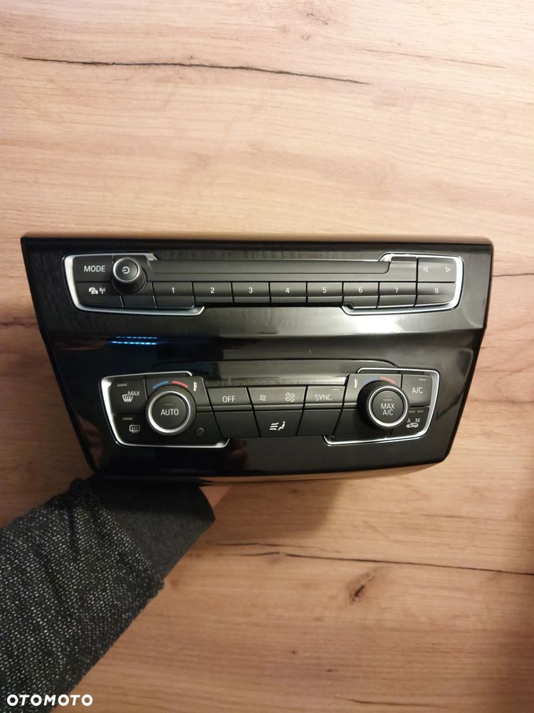 Panel klimatyzacji i radia BMW X1 F48, BMW X2 F39 - 2