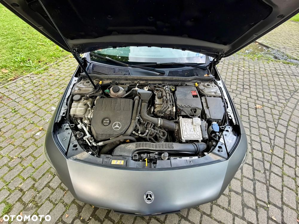 Mercedes-Benz CLA 250 E AMG Line 8G-DCT - 28
