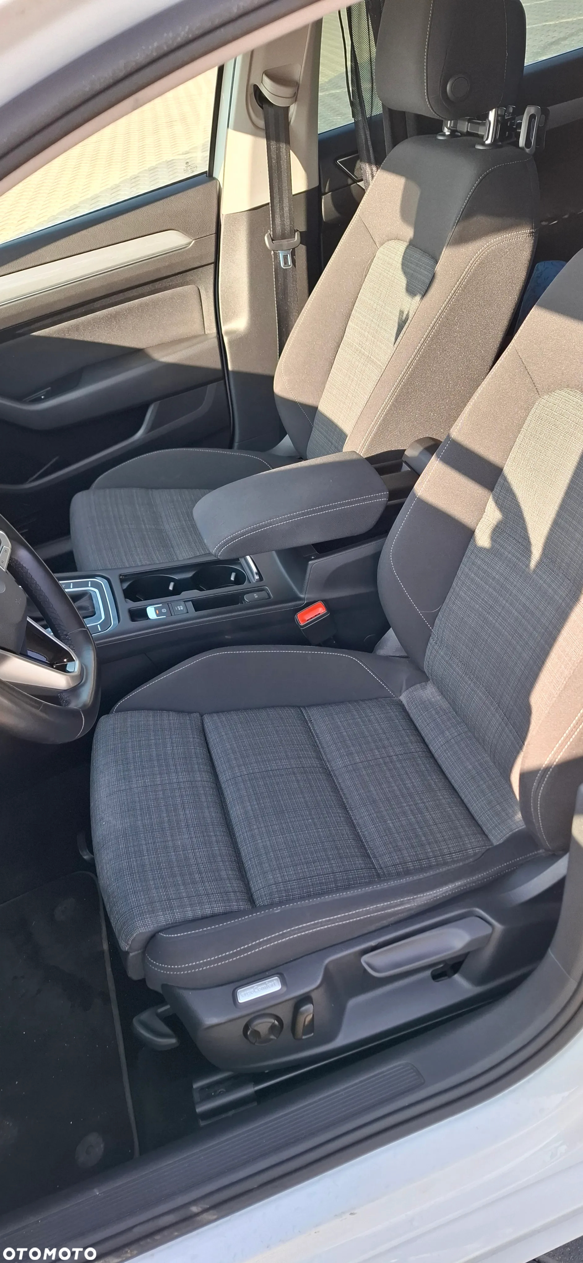 Volkswagen Passat 2.0 TDI EVO Elegance DSG - 7