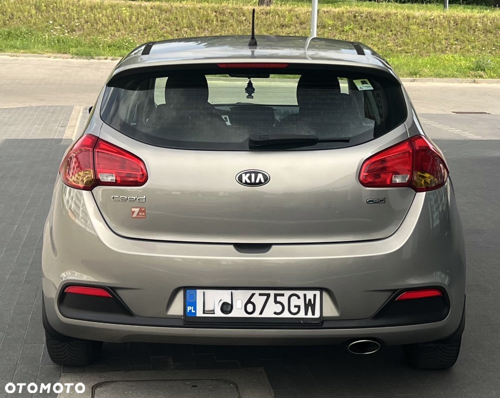 Kia Ceed 1.6 CRDi L - 6