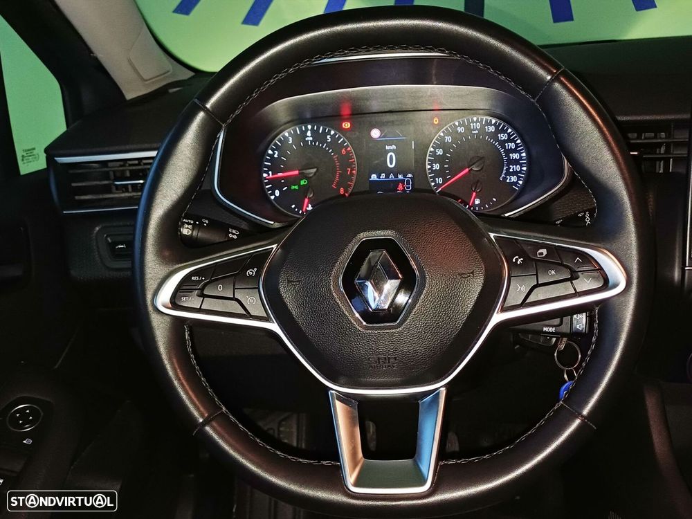 Renault Clio - 8
