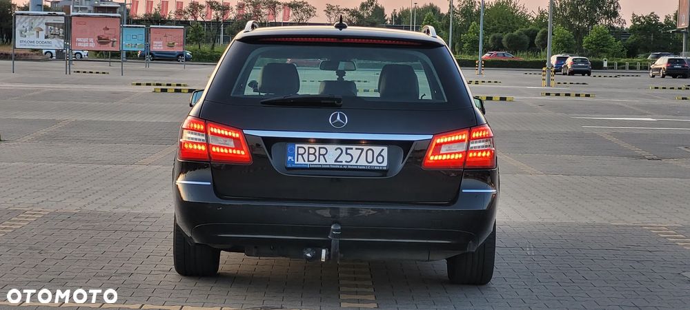 Mercedes-Benz Klasa E 200 CDI DPF BlueEFFICIENCY Automatik Avantgarde - 6