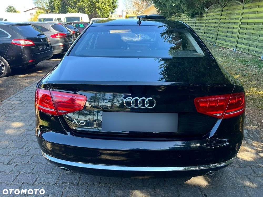 Audi A8 2011 photo 5