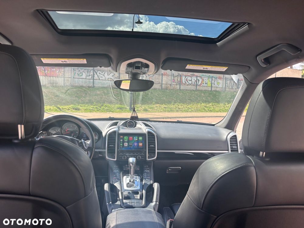 Porsche Cayenne - 7
