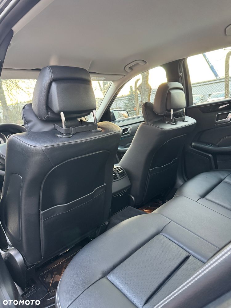 Mercedes-Benz Klasa E 220 BlueTEC 4-Matic Avantgarde - 4